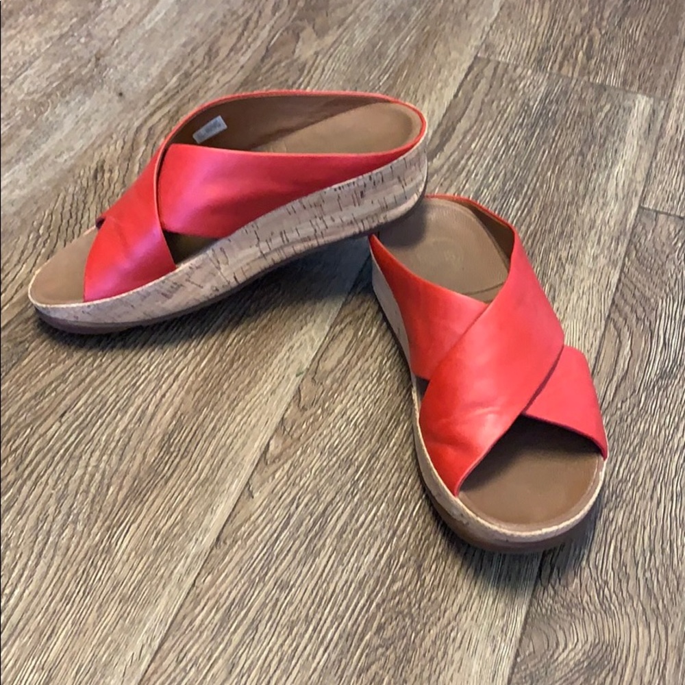 Fitflop red sandal size 7 EUC